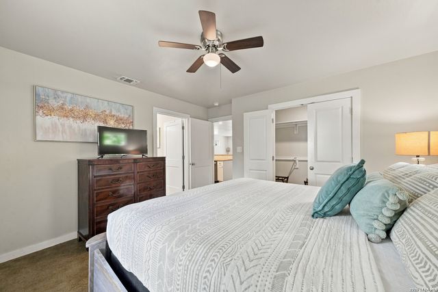 464 Pecan Row, Canyon Lake, TX 78132