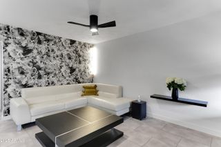 2228 E CAMPBELL Avenue 205, Phoenix, AZ 85016