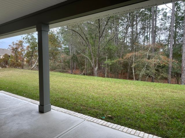 55 Lake Vista Court, Freeport, FL 32439