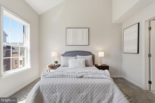 2322 LANGSTON BLVD, Arlington, VA 22201