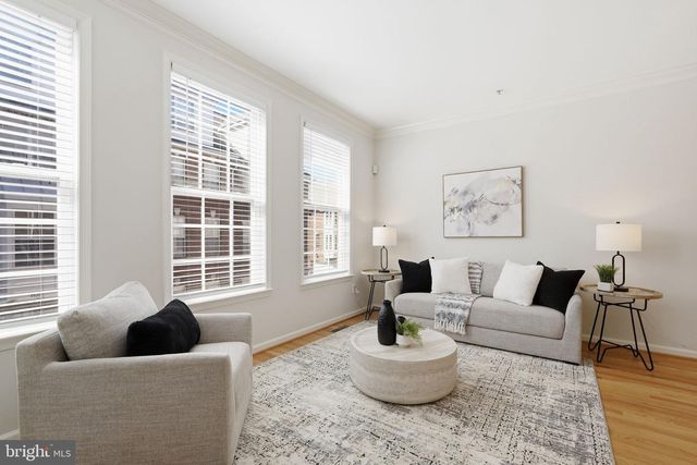 2322 LANGSTON BLVD, Arlington, VA 22201