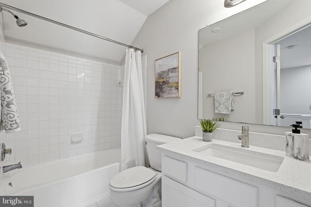 2322 LANGSTON BLVD, Arlington, VA 22201