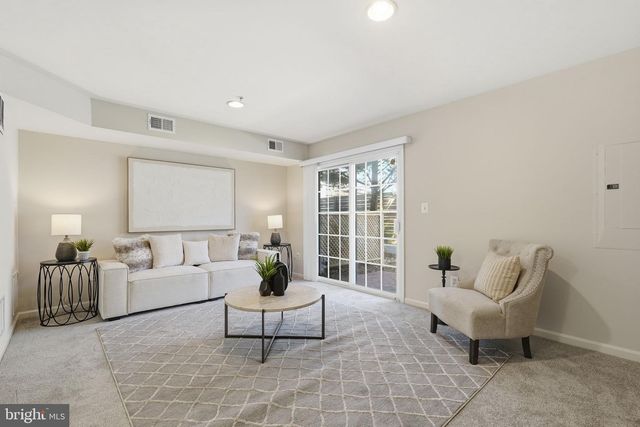 2322 LANGSTON BLVD, Arlington, VA 22201