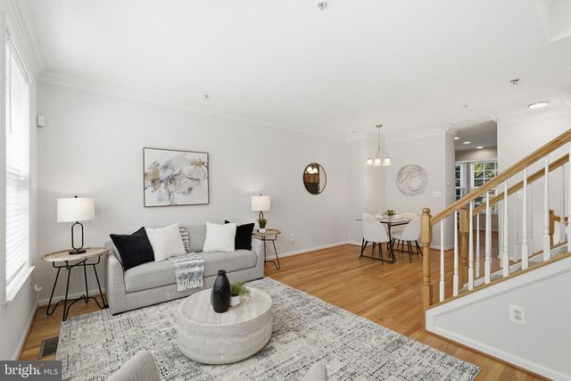 2322 LANGSTON BLVD, Arlington, VA 22201