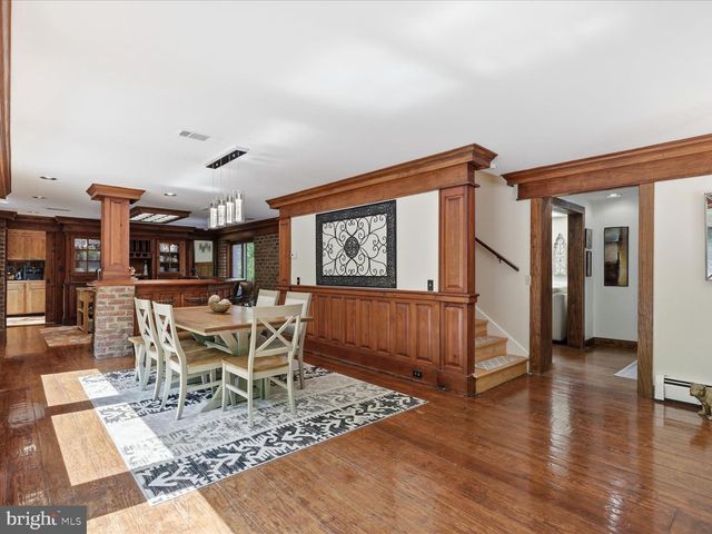 11930 HENDERSON RD, Clifton, VA 20124