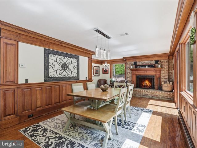 11930 HENDERSON RD, Clifton, VA 20124