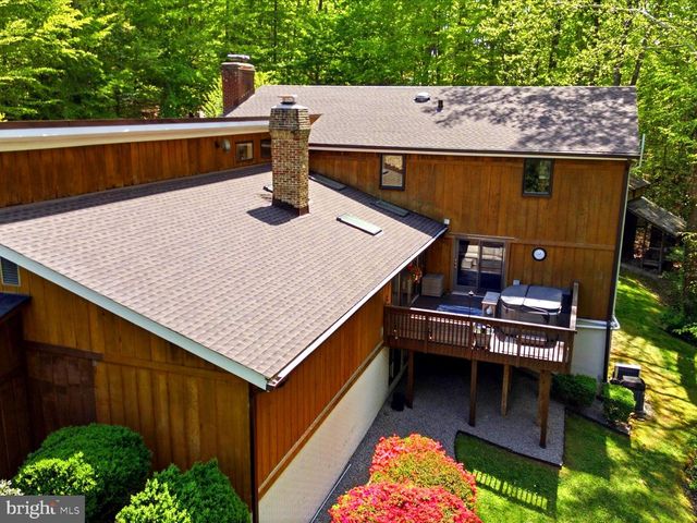 11930 HENDERSON RD, Clifton, VA 20124