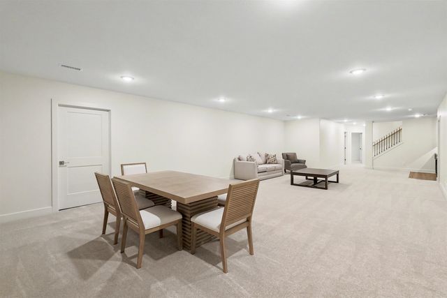1834 W Harborlight, Wichita, KS 67204