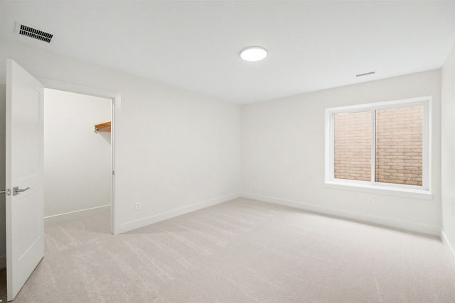 1834 W Harborlight, Wichita, KS 67204