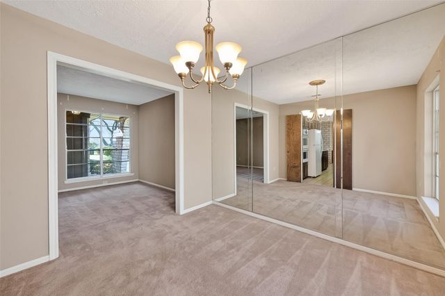 13719 Oakwood Lane, Sugar Land, TX 77498