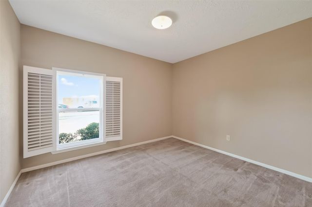 13719 Oakwood Lane, Sugar Land, TX 77498