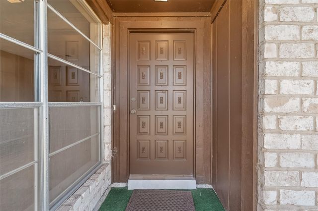 13719 Oakwood Lane, Sugar Land, TX 77498