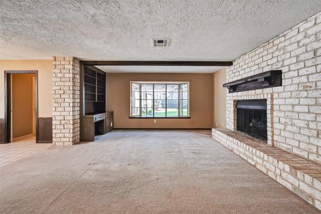 13719 Oakwood Lane, Sugar Land, TX 77498