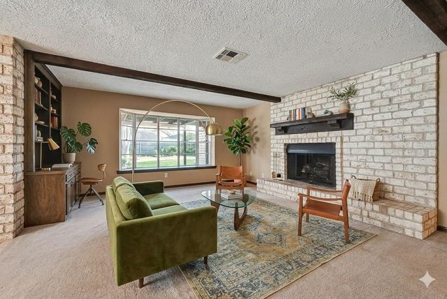 13719 Oakwood Lane, Sugar Land, TX 77498