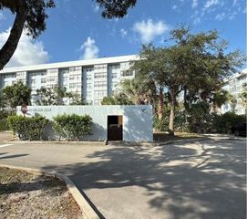 4271 NW 5th St 254, Plantation, FL 33317