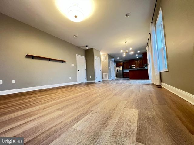 1697 RAVEN DR, Chambersburg, PA 17202