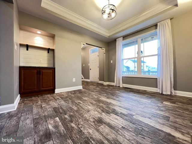 1697 RAVEN DR, Chambersburg, PA 17202