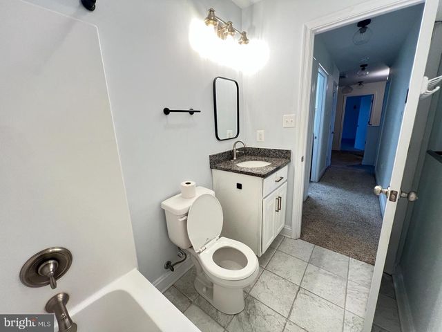 1697 RAVEN DR, Chambersburg, PA 17202