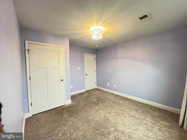 1697 RAVEN DR, Chambersburg, PA 17202