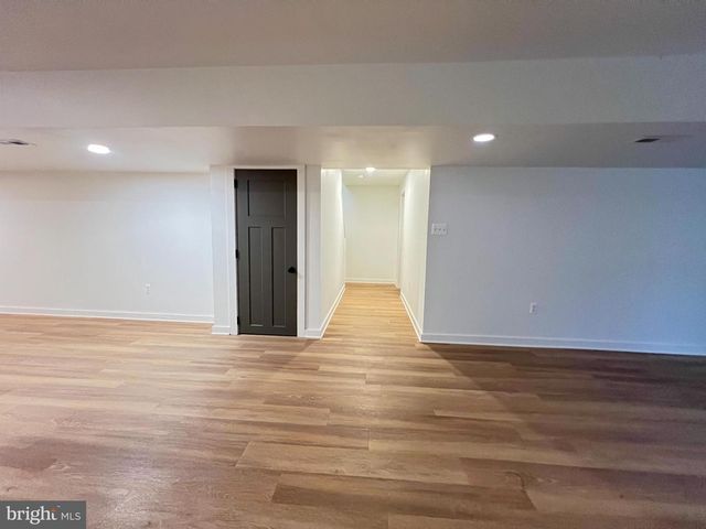 1697 RAVEN DR, Chambersburg, PA 17202