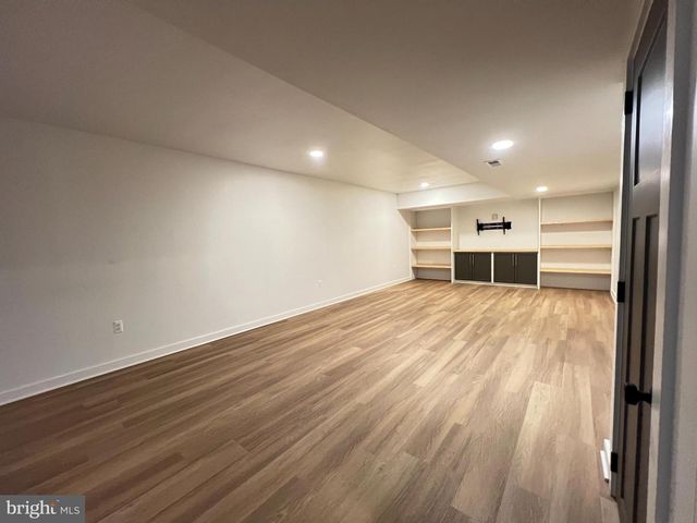 1697 RAVEN DR, Chambersburg, PA 17202