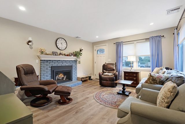 64 Second St, North Andover, MA 01845