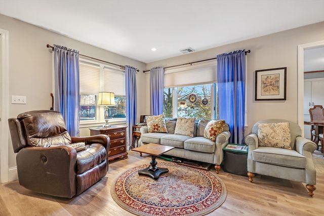 64 Second St, North Andover, MA 01845