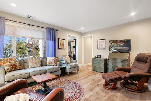 64 Second St, North Andover, MA 01845