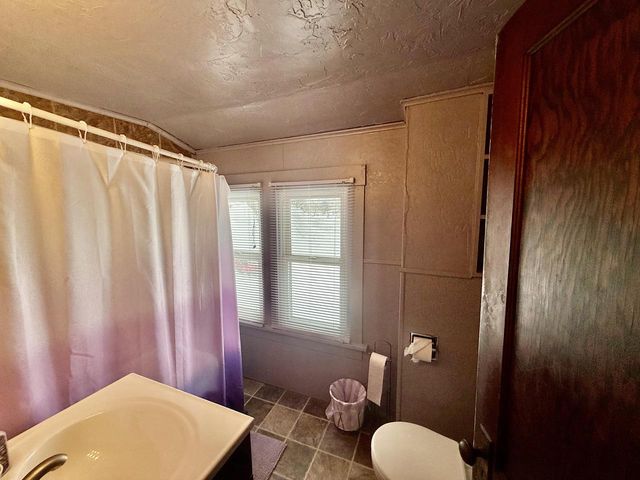 2324 Forest AVENUE, Two Rivers, WI 54241