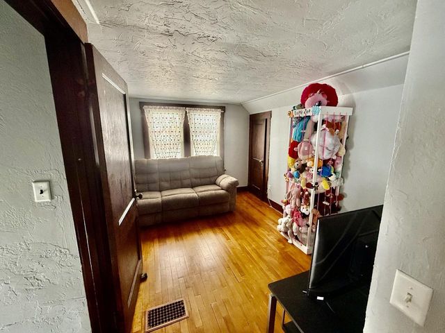 2324 Forest AVENUE, Two Rivers, WI 54241