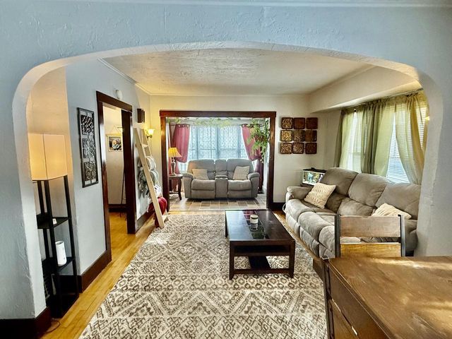 2324 Forest AVENUE, Two Rivers, WI 54241