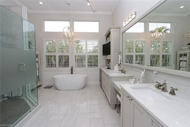 1165 4th ST S 2, Naples, FL 34102