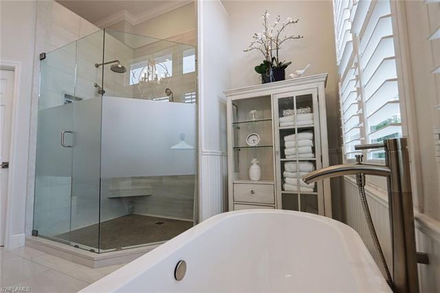 1165 4th ST S 2, Naples, FL 34102