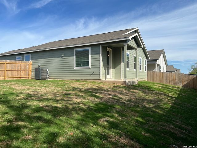 3500 TRIPPS PL, Seguin, TX 78155