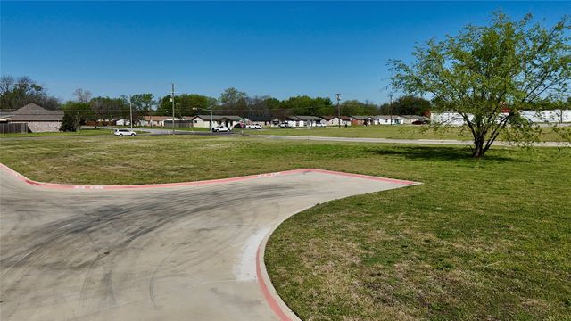 1200 Pioneer Road, Mesquite, TX 75149