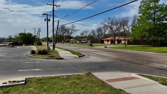 1200 Pioneer Road, Mesquite, TX 75149