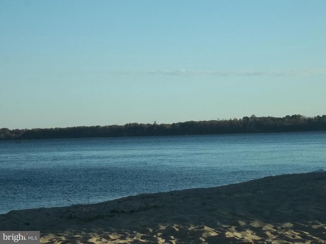 419 SEAGULL LN, Lusby, MD 20657