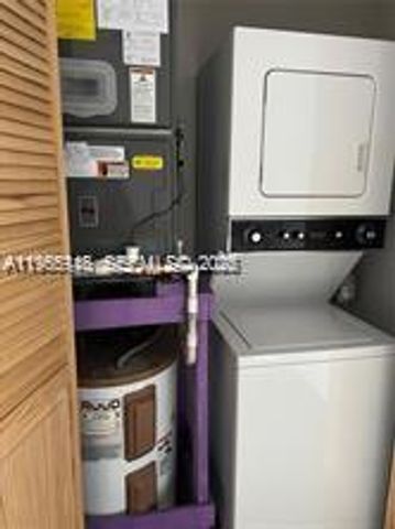 14903 SW 80th St 217, Miami, FL 33193