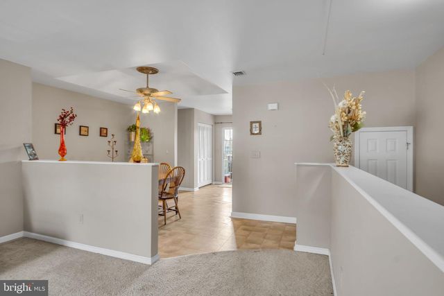 110 HIDDENWOOD DR, Harrisburg, PA 17110