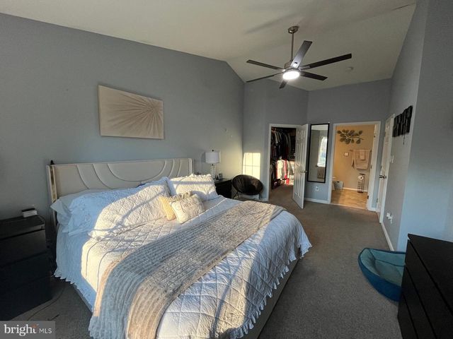 24 AURELIE DR, Fredericksburg, VA 22406