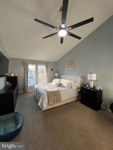 24 AURELIE DR, Fredericksburg, VA 22406