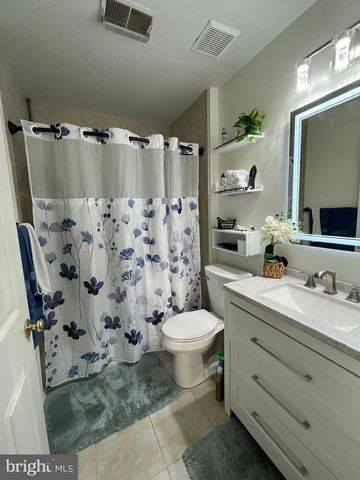 24 AURELIE DR, Fredericksburg, VA 22406