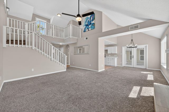 816 Acapulco Road NE, Rio Rancho, NM 87144