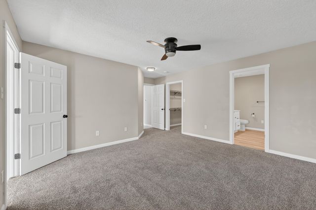 816 Acapulco Road NE, Rio Rancho, NM 87144