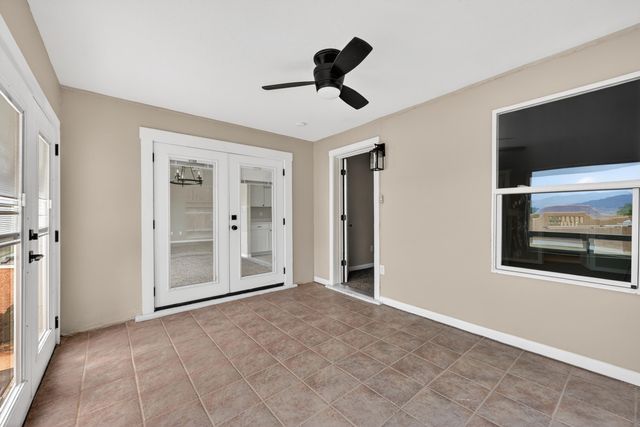 816 Acapulco Road NE, Rio Rancho, NM 87144