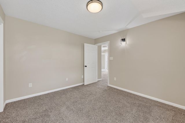 816 Acapulco Road NE, Rio Rancho, NM 87144