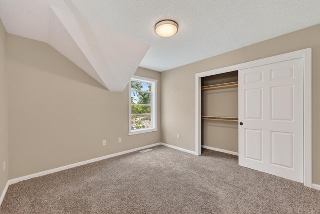 816 Acapulco Road NE, Rio Rancho, NM 87144