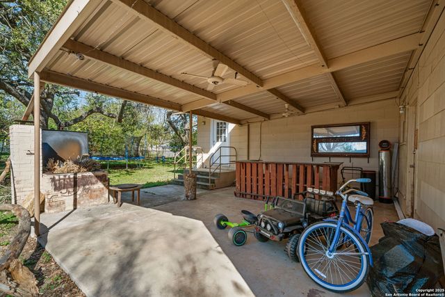 515 Mitchell, Schertz, TX 78154