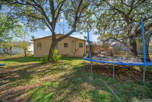 515 Mitchell, Schertz, TX 78154