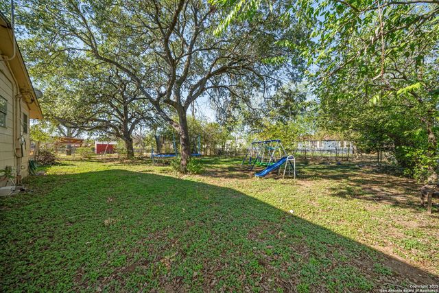 515 Mitchell, Schertz, TX 78154